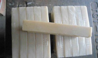 最简单的自制肥皂 最简单的自制肥皂草木灰