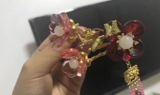 琉璃花瓣怎么粘（琉璃花瓣怎么做成花朵）