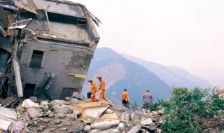 汶川地震前一天的前兆 汶川地震前一天的前兆图片