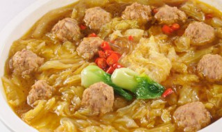 白菜汆丸子的家常做法 白菜汆丸子怎么做不容易散
