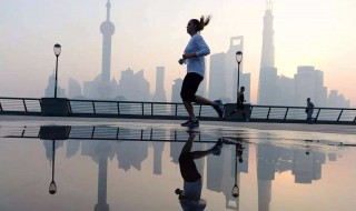 晨跑下雨的心情短语 晨跑下雨的心情说说