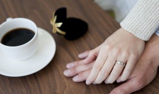 男生戒指戴哪个手比较合适结婚（男生戒指戴哪个手比较合适结婚呢）