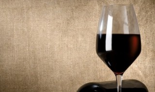 喝葡萄酒对身体的好处 喝葡萄酒对身体的好处有哪些