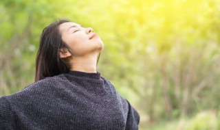 做深呼吸的好处有哪些（做深呼吸有什么好处?）