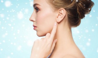 耳洞手打好还是枪打好（耳洞手打好还是枪打好一点）