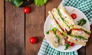 三明治提前一天做好可以吃吗（三明治提前一天做好可以吃吗有营养吗）