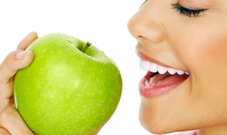 青苹果和红苹果哪个更有营养 青苹果和红苹果哪个营养价值更高