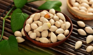 白果怎么炒好吃（白果怎么炒好吃视频）