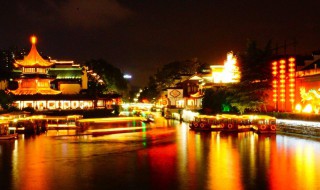 描写秦淮河的唯美句子 描写秦淮河的唯美句子有哪些