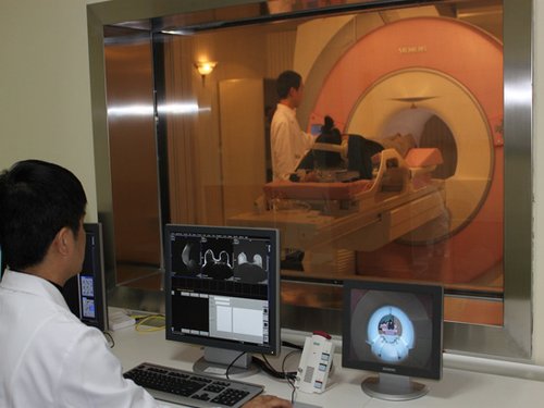 女性做磁共振CT的有危害影响吗 做磁共振ct对身体有伤害吗