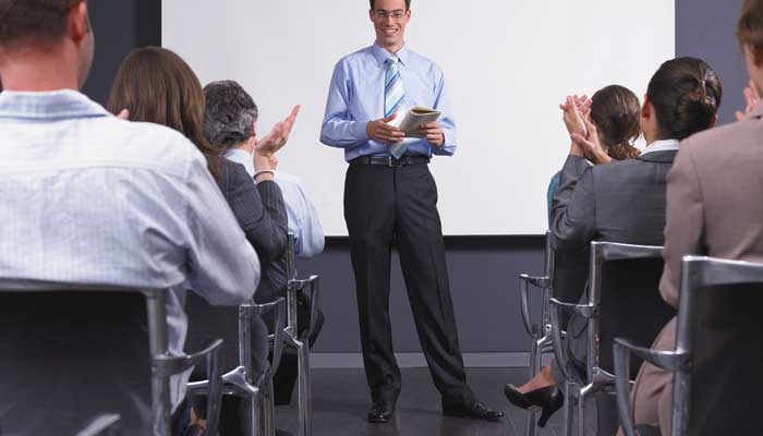 赞美班级的古诗四句 赞美班级的古诗四句小学