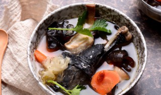 鸡汤怎么炖好喝又营养视频（土鸡汤怎么炖好喝又营养）