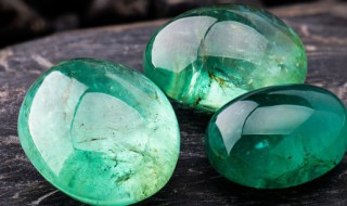 如何辨别酸洗翡翠 怎样辨别酸洗翡翠