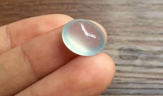 翡翠白冰种好吗（冰种翡翠白色好吗）