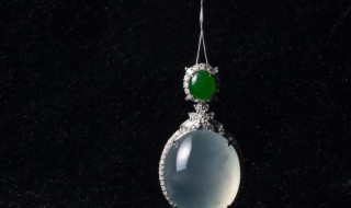 注胶翡翠对身体有害吗（注胶翡翠的危害）