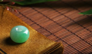 冰种翡翠戒指多少钱 冰种翡翠戒指市场价格