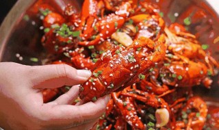 端午节为什么要吃小龙虾（端午节为啥吃小龙虾）