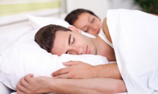 梦见头发掉了一撮 梦见头发掉了一撮怎么回事