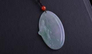 翡翠的翡是什么颜色（翡是什么颜色翠是什么颜色）