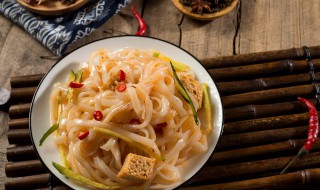 洗面水怎么做凉皮 洗面凉皮的做法