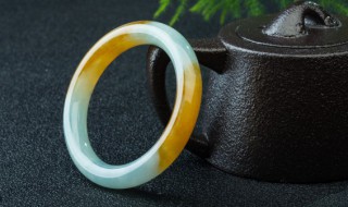 如何鉴定翡翠的真假（如何鉴定翡翠的真假和好坏）