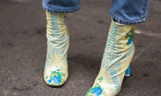 梦见穿别人的鞋子 梦见穿别人的鞋子是什么意思