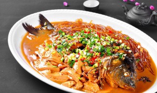 怎样炖鲤鱼好吃 怎样炖鲤鱼好吃又不腥的视频
