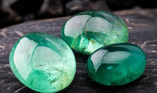 冰种翡翠多少钱一克（冰种翡翠一般多少钱）