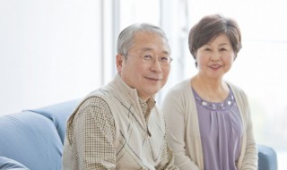 老人冬季旅游需要注意的事项（老年人旅游应该注意的事项）