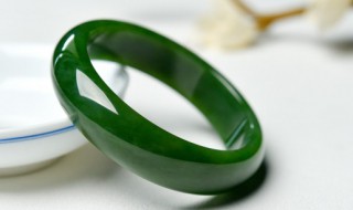 翡翠糯种好不好（翡翠糯种好吗）