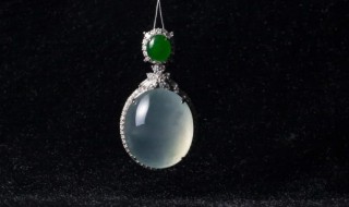 翡翠冰种好还是糯种好 翡翠糯种好还是冰种好价格区间