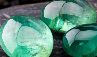 翡翠雕工的寓意 翡翠雕刻美女是什么寓意