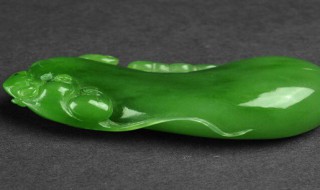 碧玉跟翡翠的区别 碧玉和玉石的区别