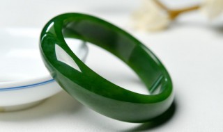 翡翠手镯保养 翡翠手镯保养及注意事项
