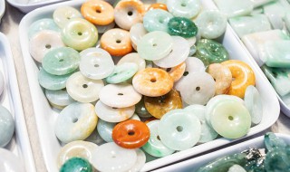 什么是干青翡翠（什么是干青种翡翠）