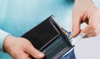 芙蓉绿翡翠值钱吗（孔雀绿翡翠值钱吗）