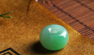 翡翠路路通值钱吗 翡翠的路路通是什么样的