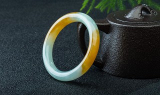 和田玉还是翡翠好 和田玉好还是翡翠好?