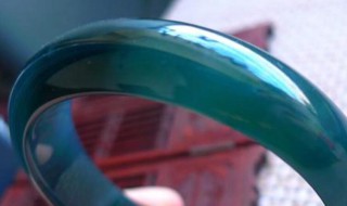 翡翠手镯在哪买好（哪里买翡翠手镯）