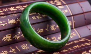 翡翠絮状物多的好吗 絮状翡翠好不好