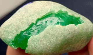 最贵的翡翠原石（最贵的翡翠原石500亿）