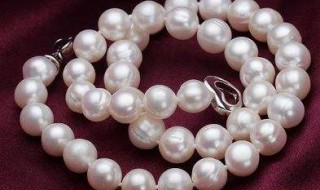 天然珍珠首饰有哪些选购技巧?（珍珠啥样的好怎么挑选）