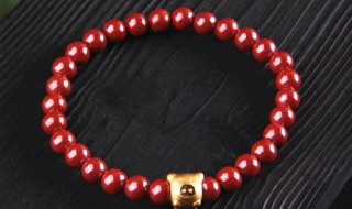 戴朱砂手串有什么好处(女人戴朱砂手串有什么好处)