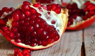 石榴花是什么季节开的（石榴花是什么季节开的,花是什么颜色）