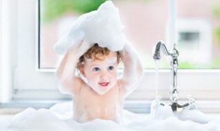 带水字旁的名字（姓名带水字旁的名字）