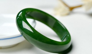 翡翠好吗 女人戴翡翠好吗