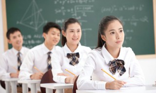 初中孩子厌学家长怎么引导（初中的孩子厌学,家长怎样帮助他）