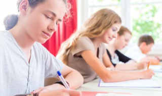 高中生沉迷游戏厌学（高一娃娃产生厌学迷恋游戏怎么办）