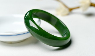 翡翠原石吗 翡翠原石怎么卖出去