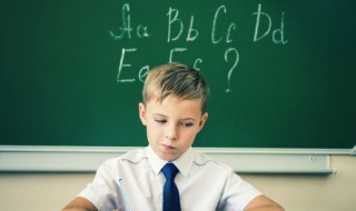 游戏英文名字男孩（游戏名称男生英文名）